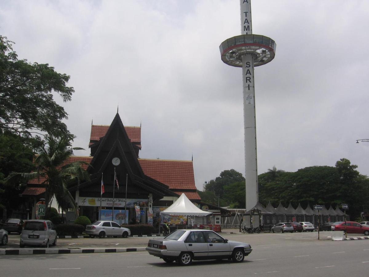 707 Hotel Melaka Exterior photo